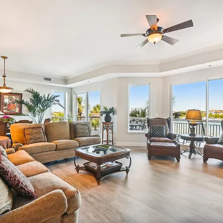 Harbor Landing 201A- By Holiday Isle Properties